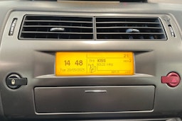 musta Citroën C4 2008 kuva 20.