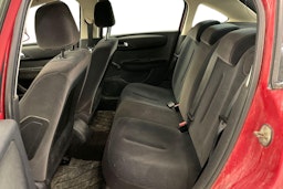 Punainen Citroën C4 2008 kuva 8.