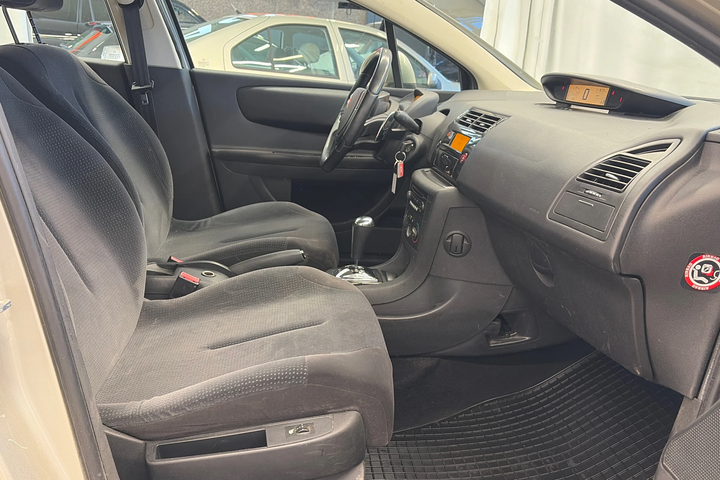 harmaa Citroën C4 2008 kuva 21.