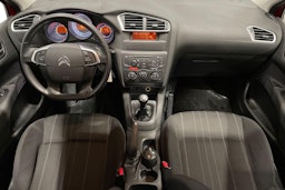 Punainen Citroën C4 2011 kuva 9.