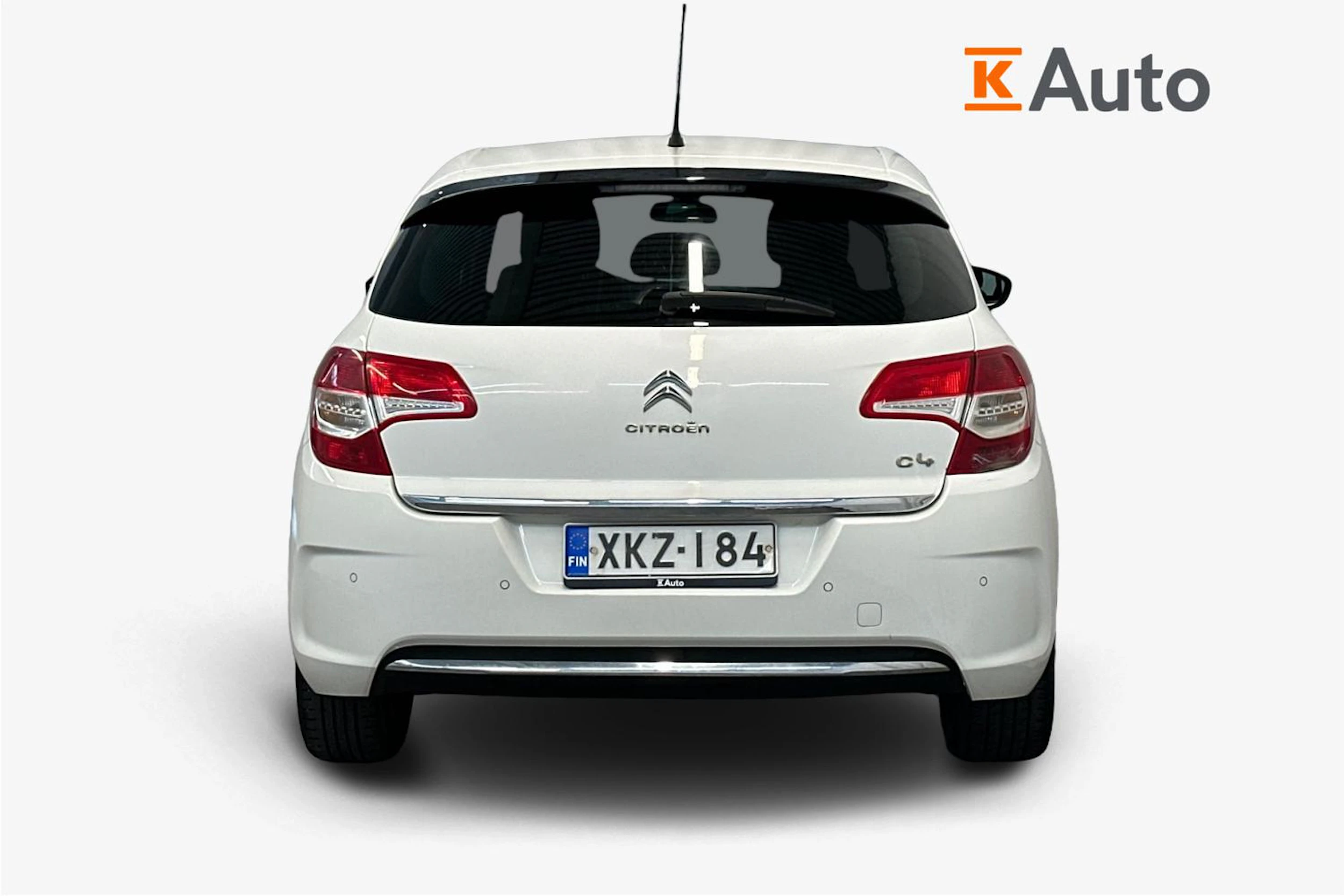 valkoinen Citroën C4 2012 kuva 3.