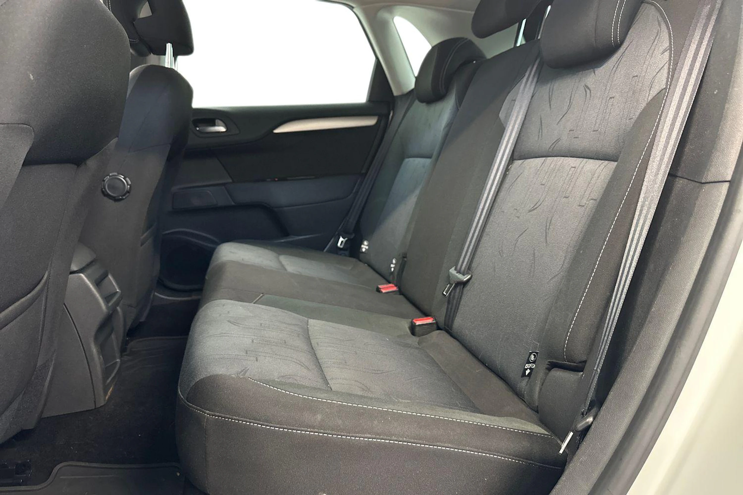 valkoinen Citroën C4 2012 kuva 8.