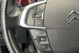 valkoinen Citroën C4 2012 kuva 17.