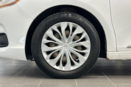 valkoinen Citroën C4 2012 kuva 24.