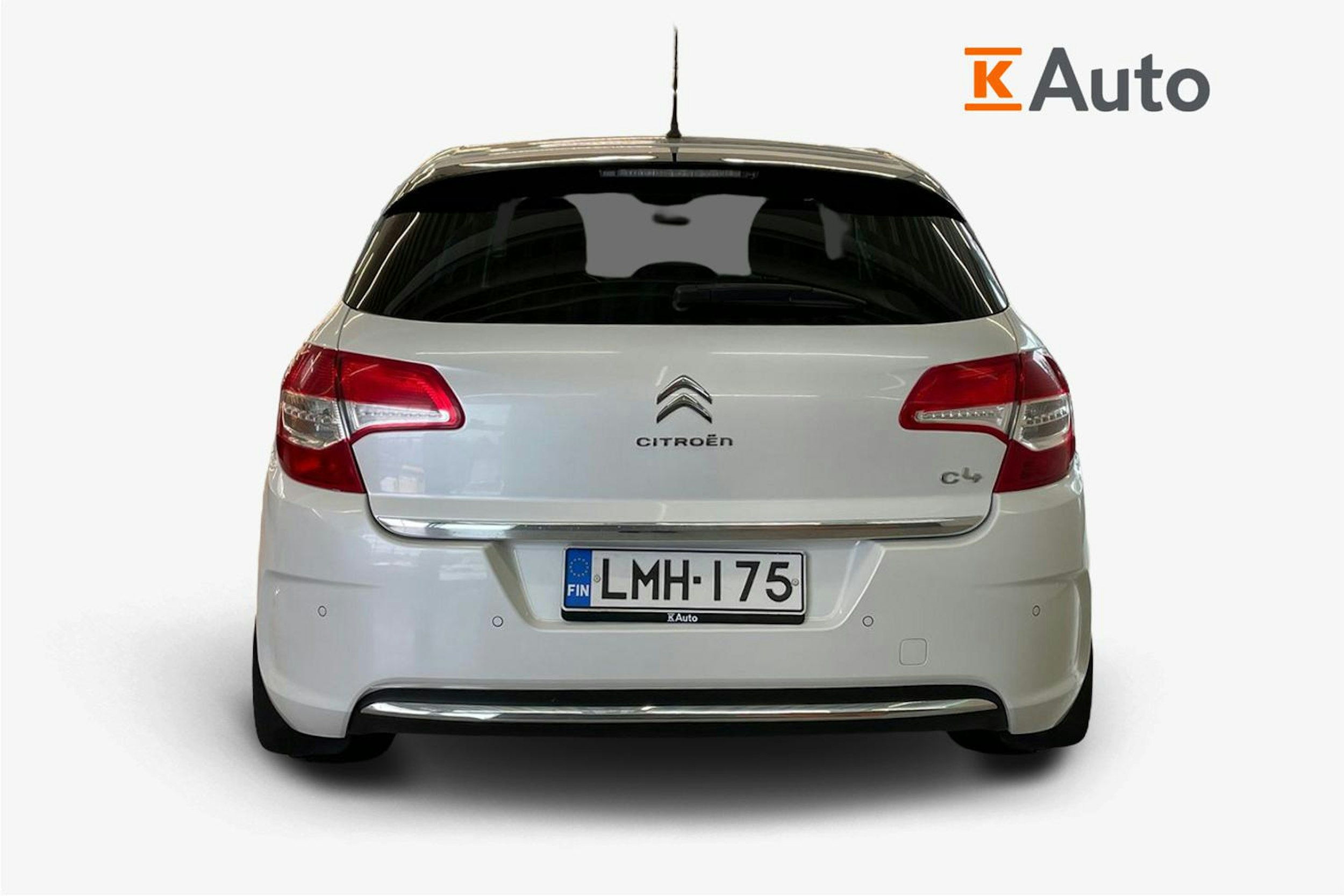 valkoinen Citroën C4 2013 kuva 3.