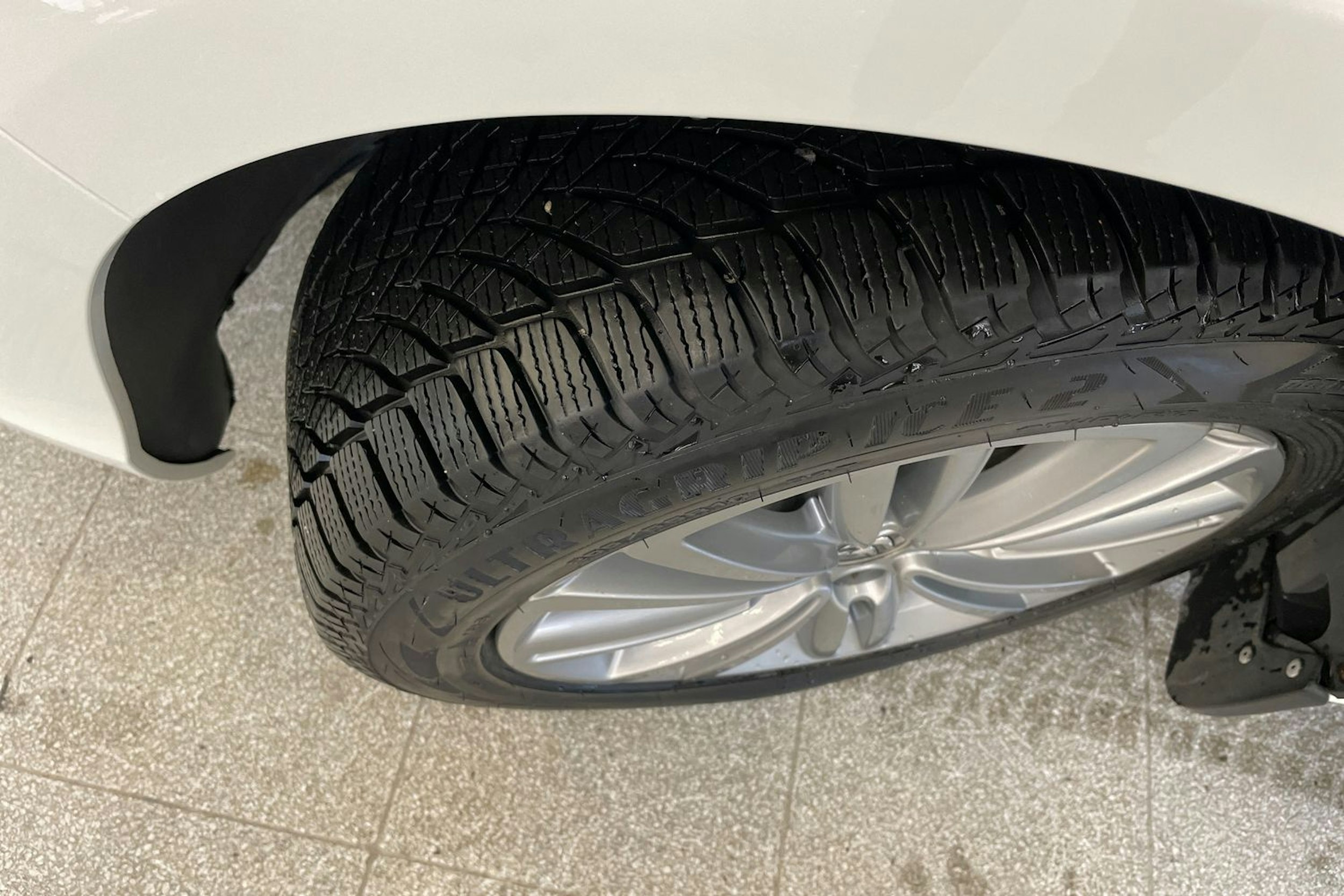 valkoinen Citroën C4 2013 kuva 15.