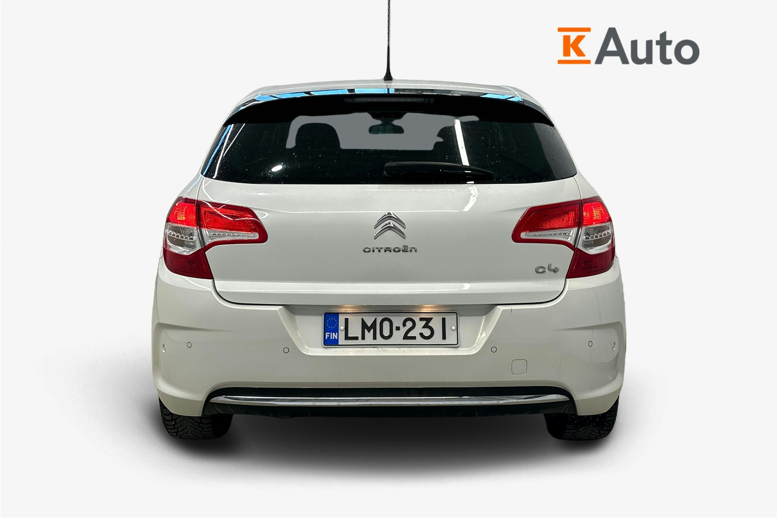 valkoinen metallivär Citroën C4 2014 kuva 3.