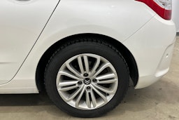 valkoinen metallivär Citroën C4 2014 kuva 38.