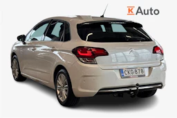 Valkoinen Citroën C4 2015 kuva 2.