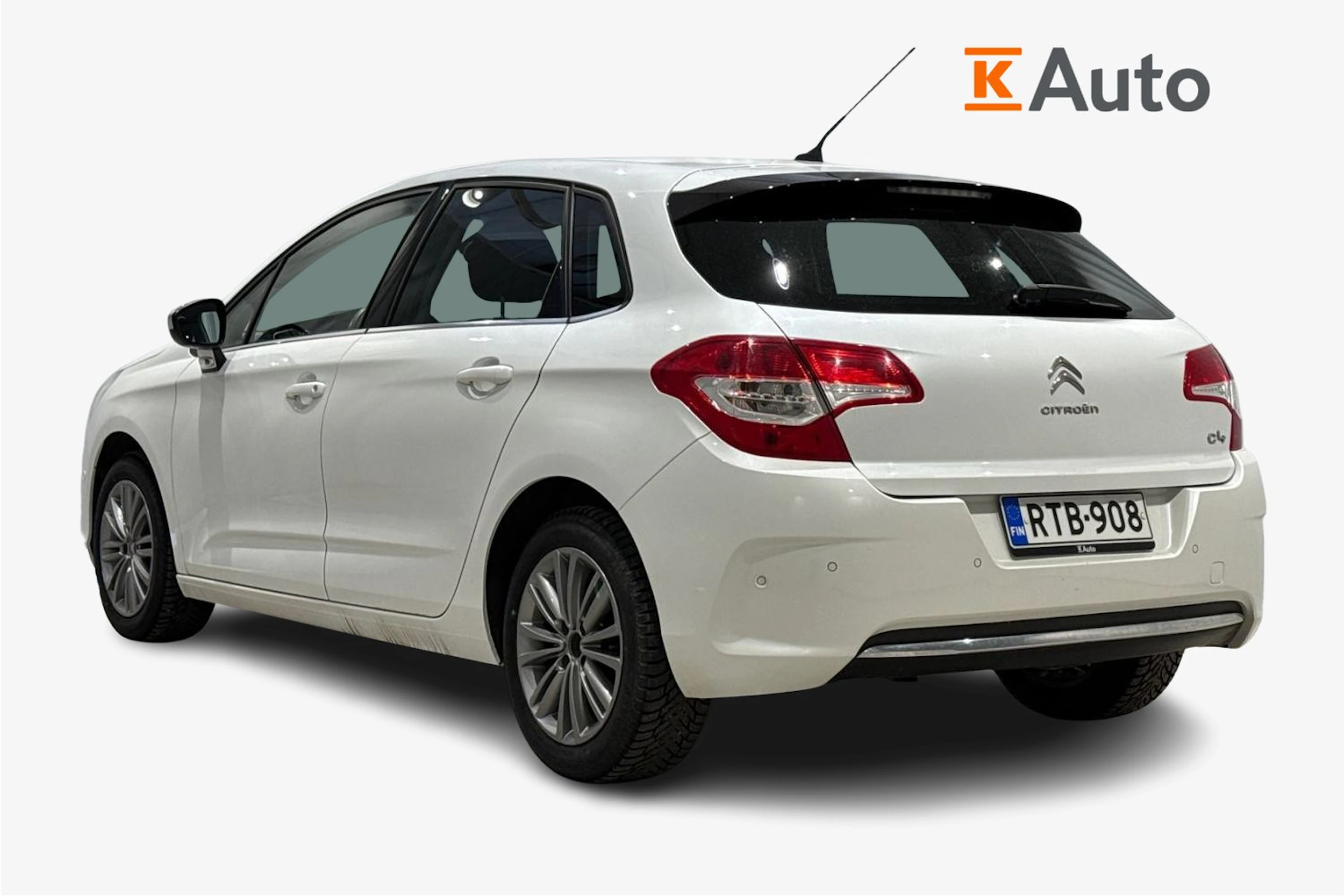 valkoinen Citroën C4 2015 kuva 2.