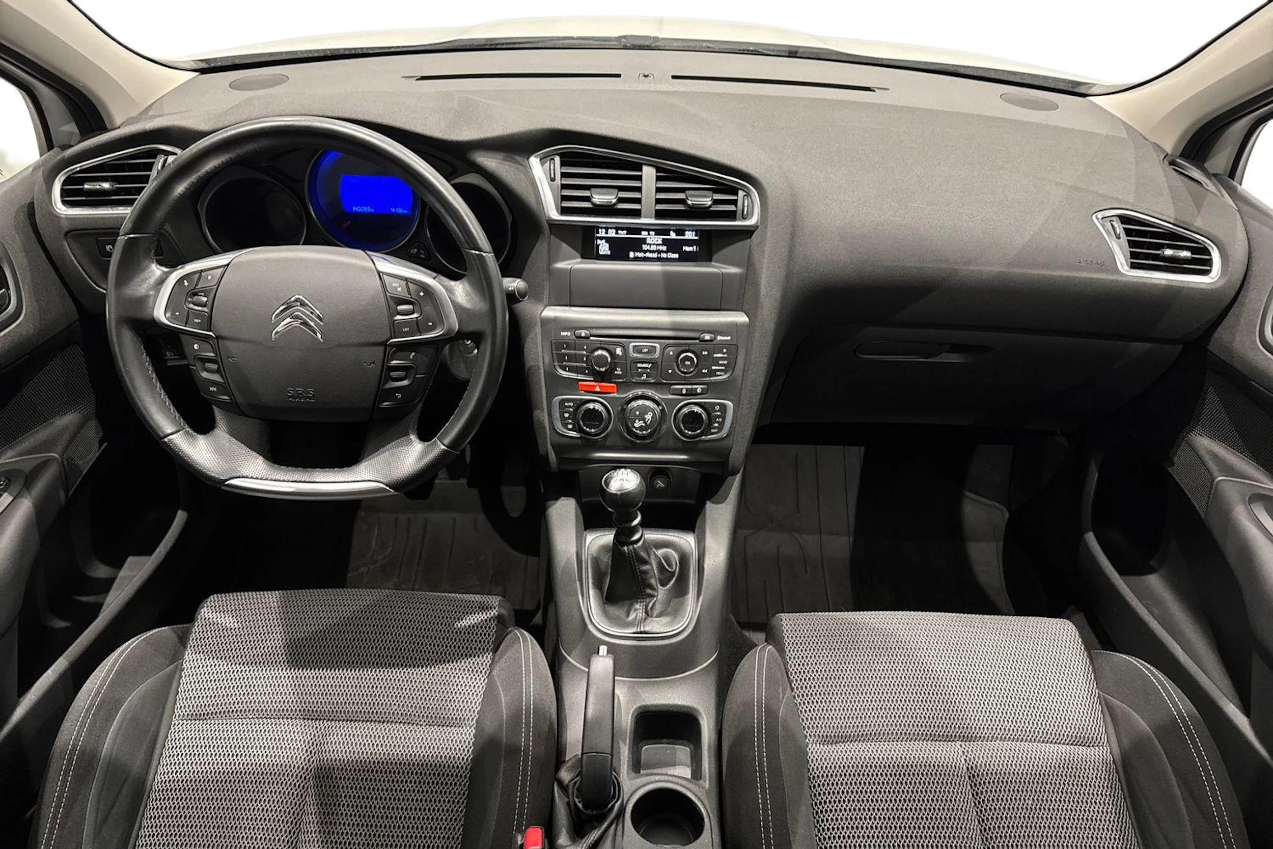 valkoinen Citroën C4 2015 kuva 7.