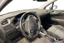 Valkoinen Citroën C4 2016 kuva 3.