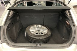 Valkoinen Citroën C4 2015 kuva 15.