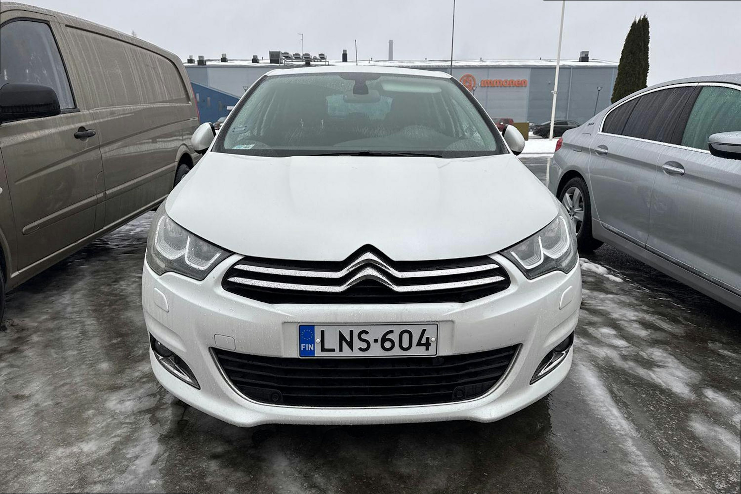 valkoinen Citroën C4 2017 kuva 3.