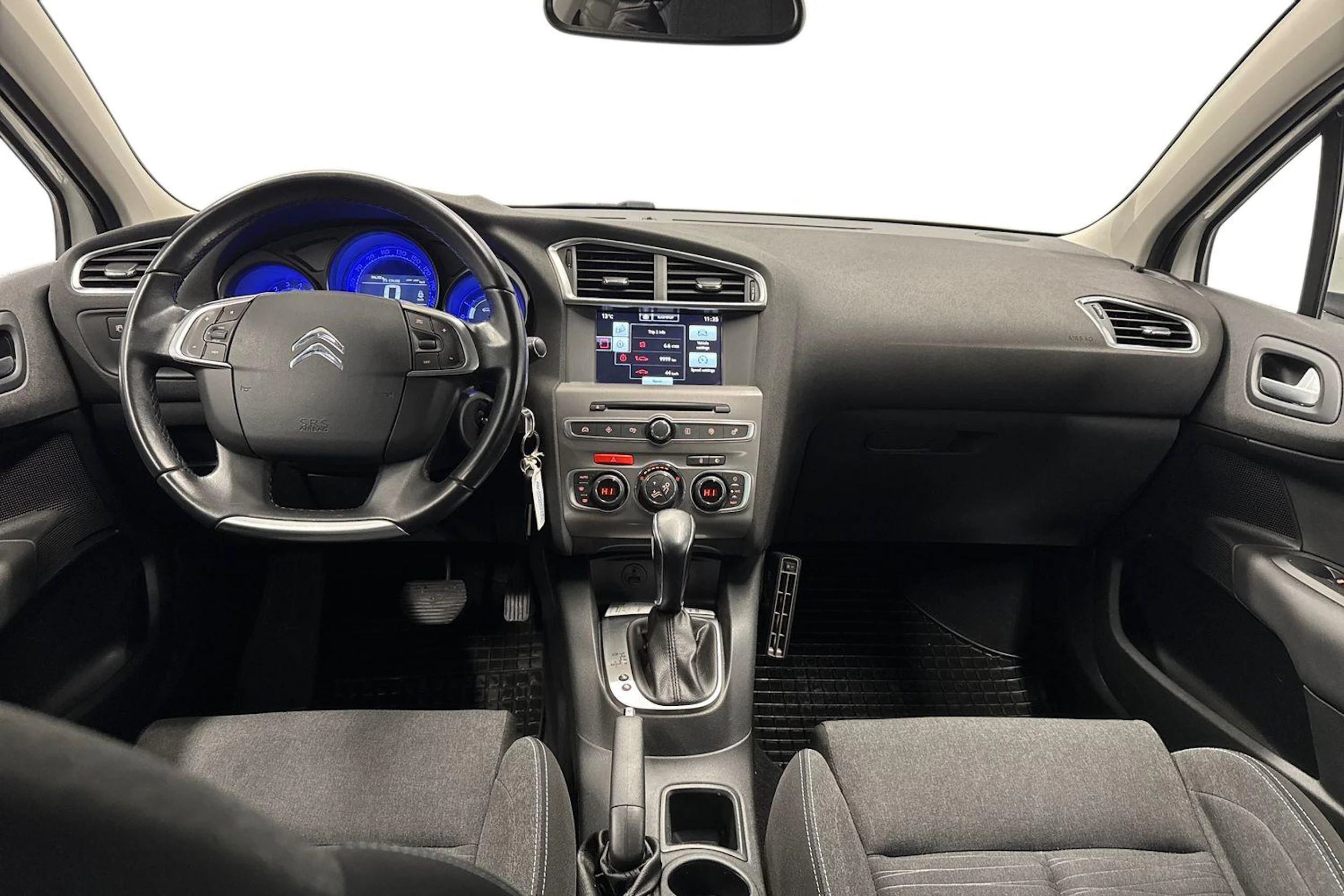 valkoinen Citroën C4 2017 kuva 9.