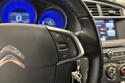 valkoinen Citroën C4 2017 kuva 16.