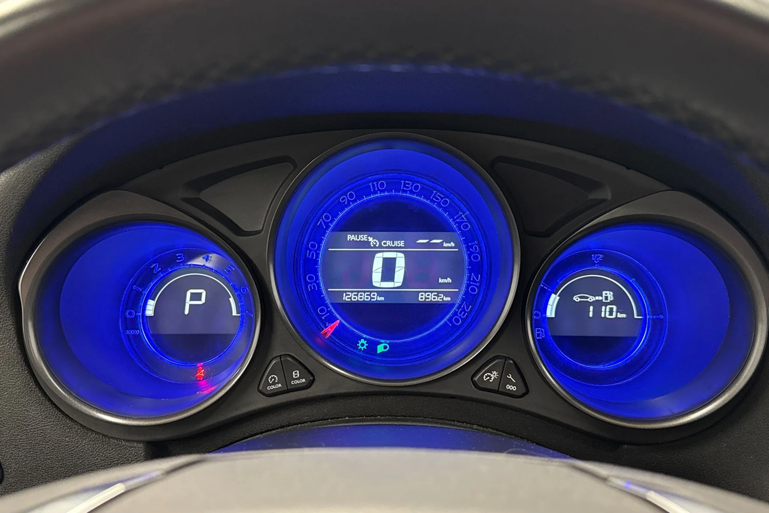 valkoinen Citroën C4 2017 kuva 17.