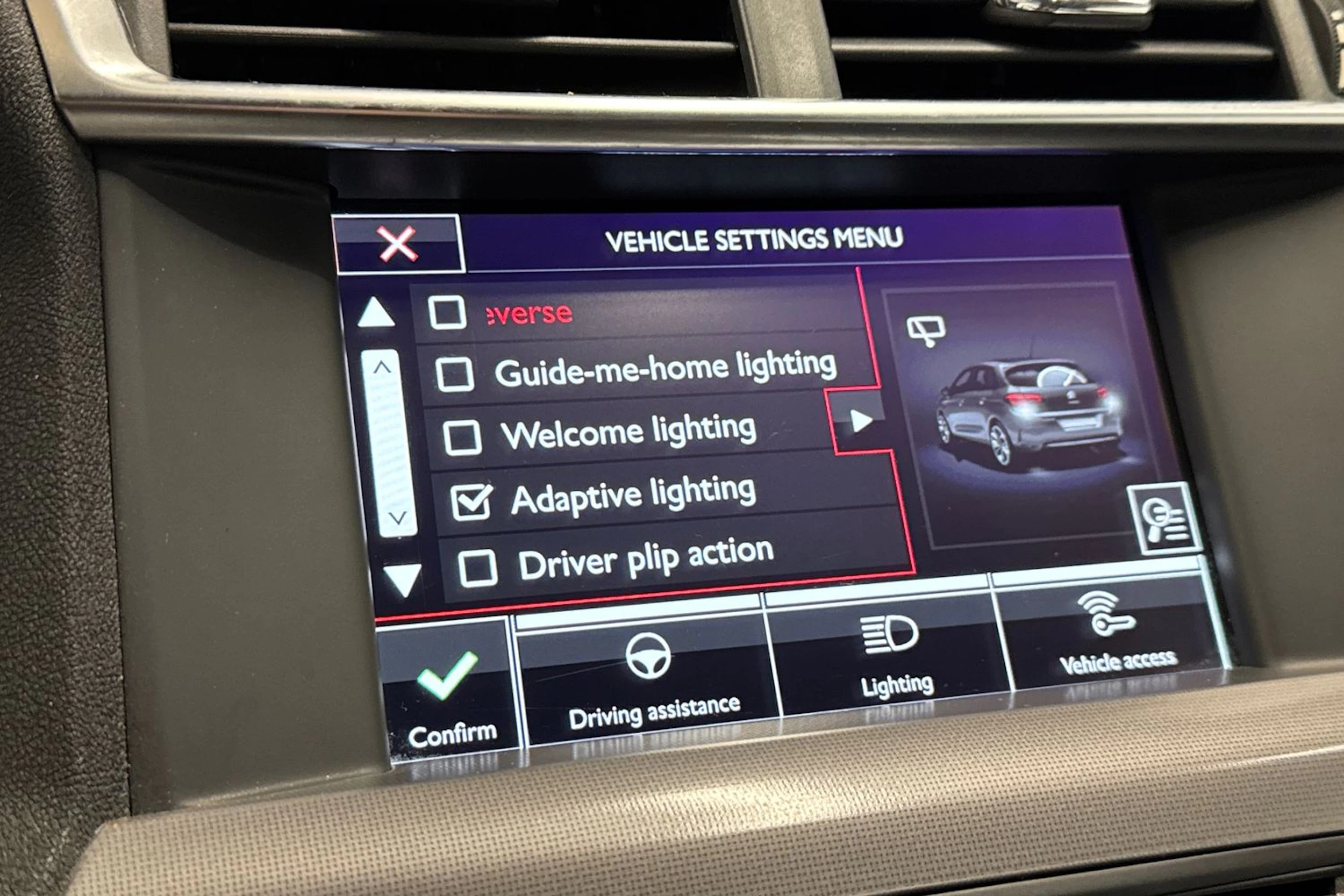 valkoinen Citroën C4 2017 kuva 20.