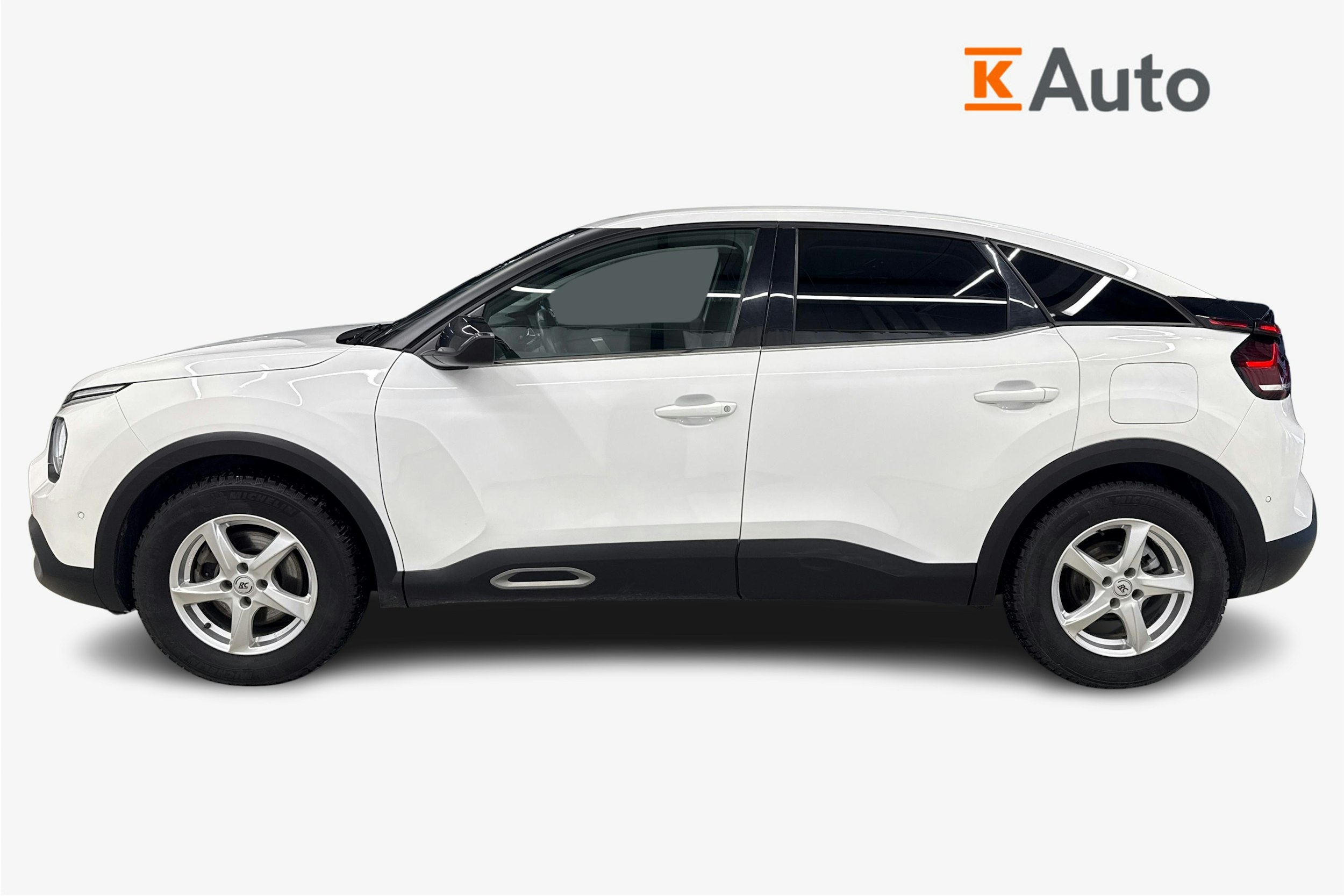 valkoinen Citroën C4 2022 kuva 6.