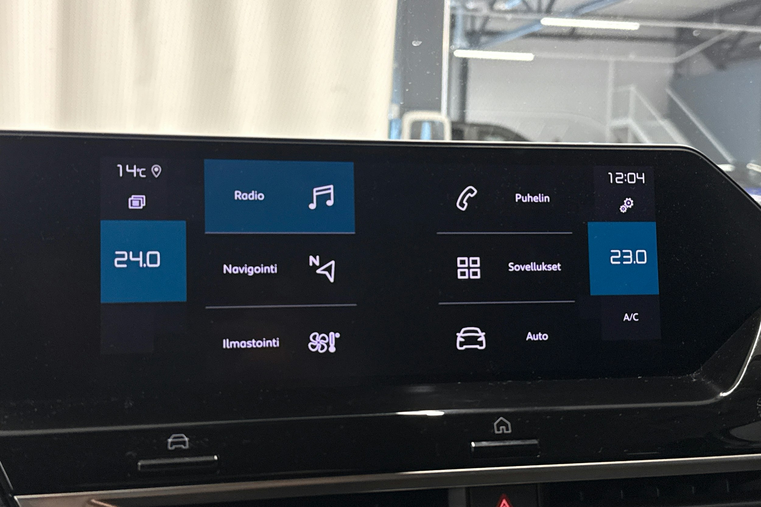 valkoinen Citroën C4 2022 kuva 20.