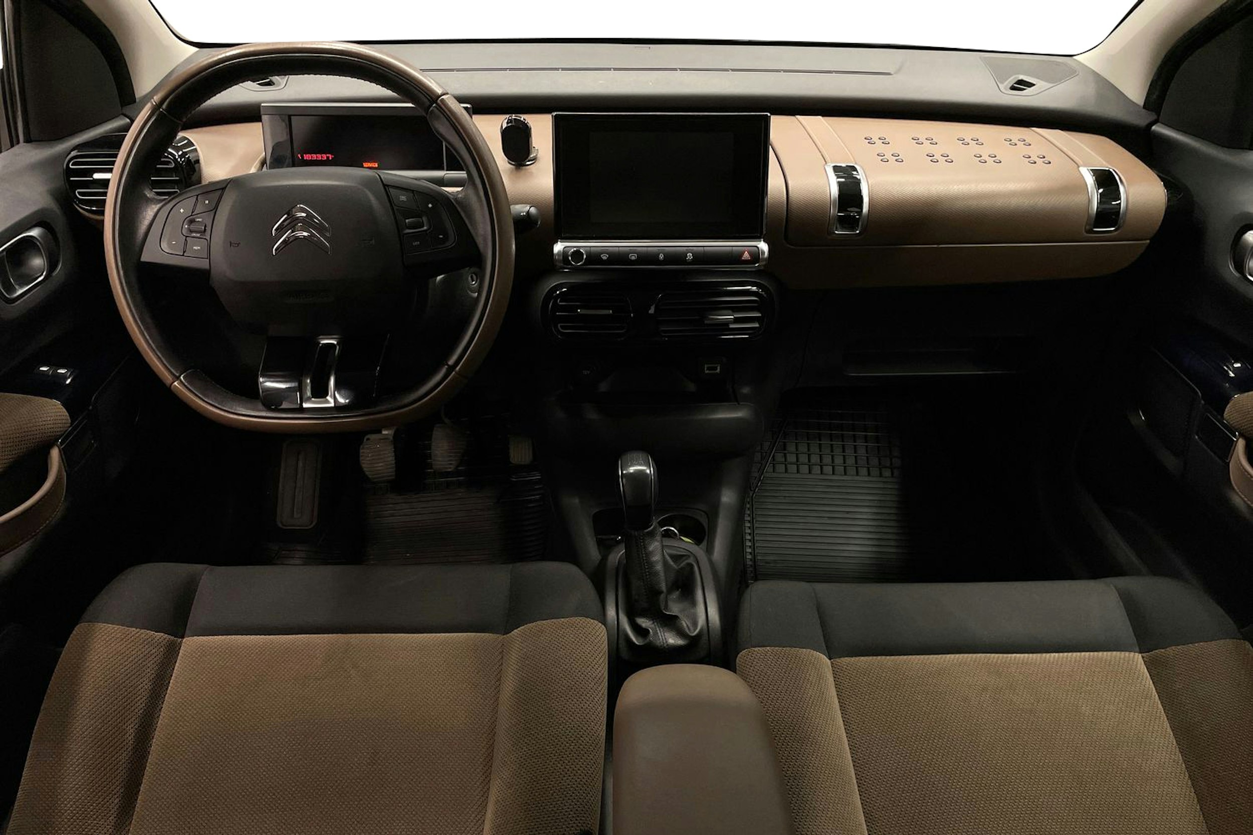 Harmaa Citroën C4 Cactus 2014 kuva 9.