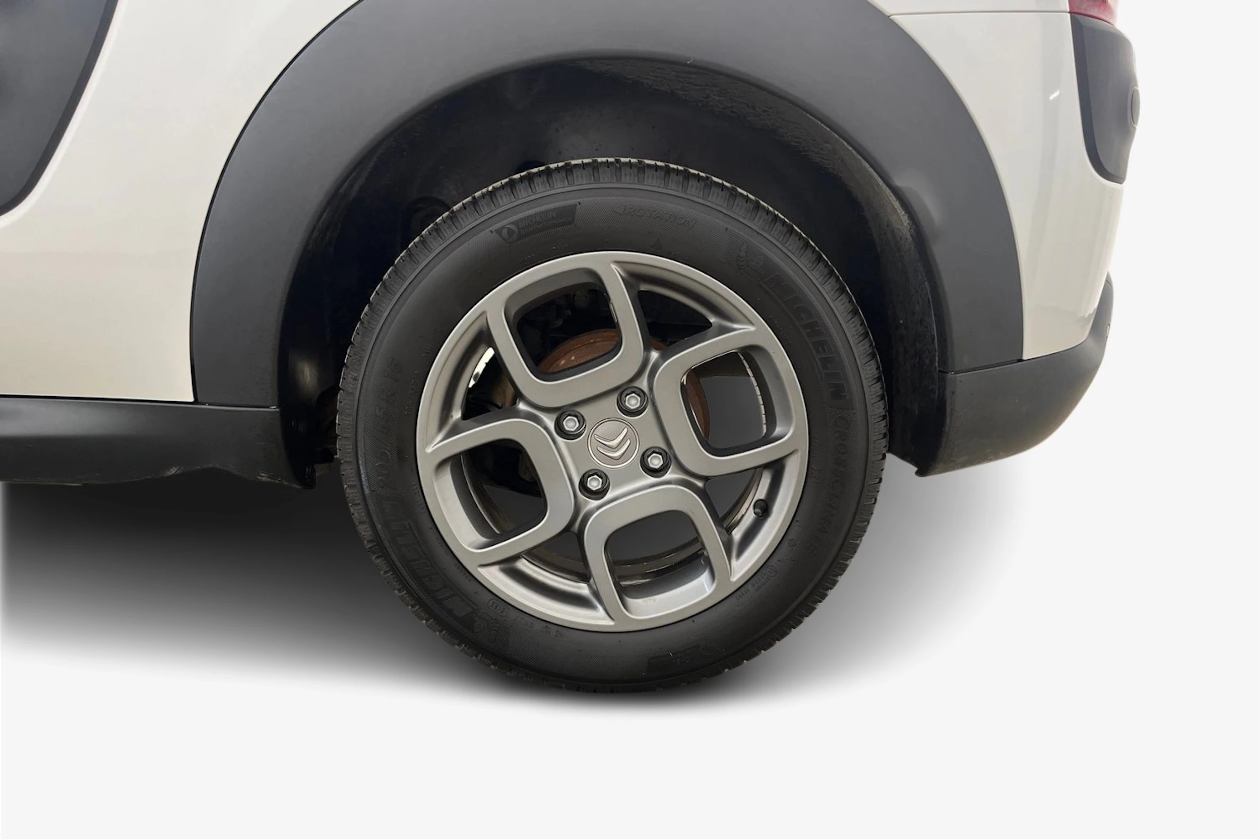 valkoinen Citroën C4 Cactus 2015 kuva 9.