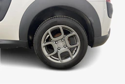 valkoinen Citroën C4 Cactus 2015 kuva 9.