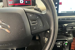 valkoinen Citroën C4 Cactus 2015 kuva 14.