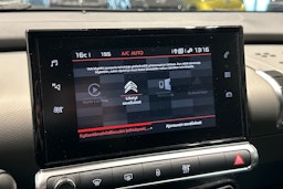 Valkoinen Citroën C4 Cactus 2018 kuva 22.