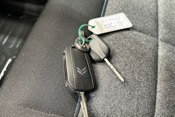 Valkoinen Citroën C4 Cactus 2018 kuva 25.