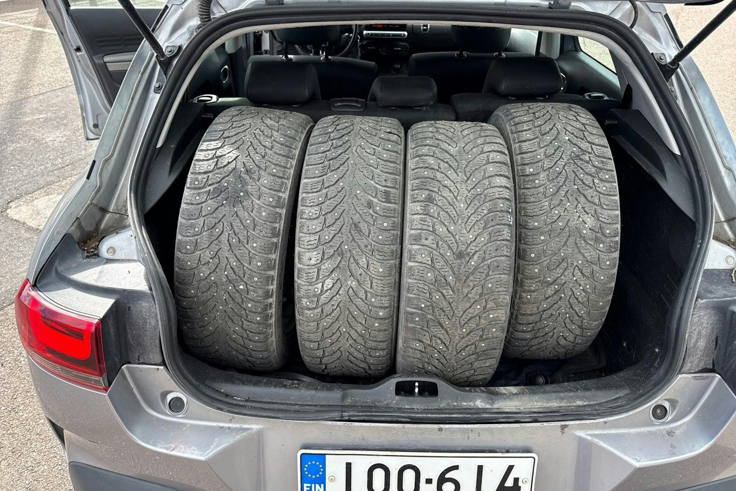 Harmaa Citroën C4 Cactus 2019 kuva 15.