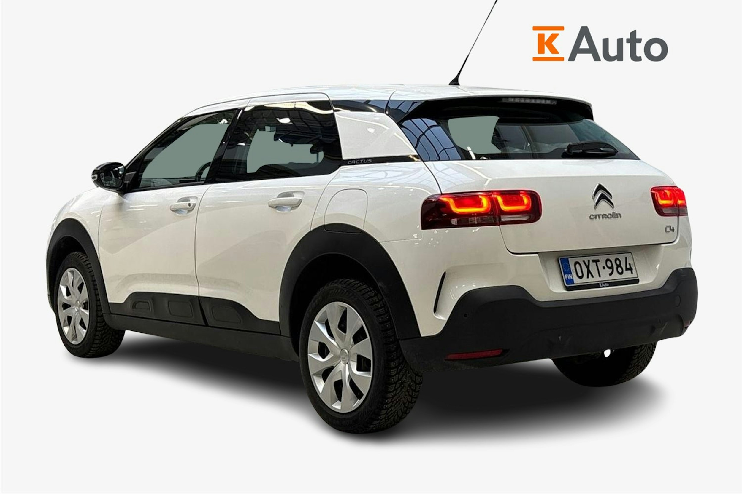 valkoinen Citroën C4 Cactus 2019 kuva 2.