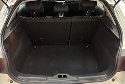 valkoinen Citroën C4 Cactus 2019 kuva 15.