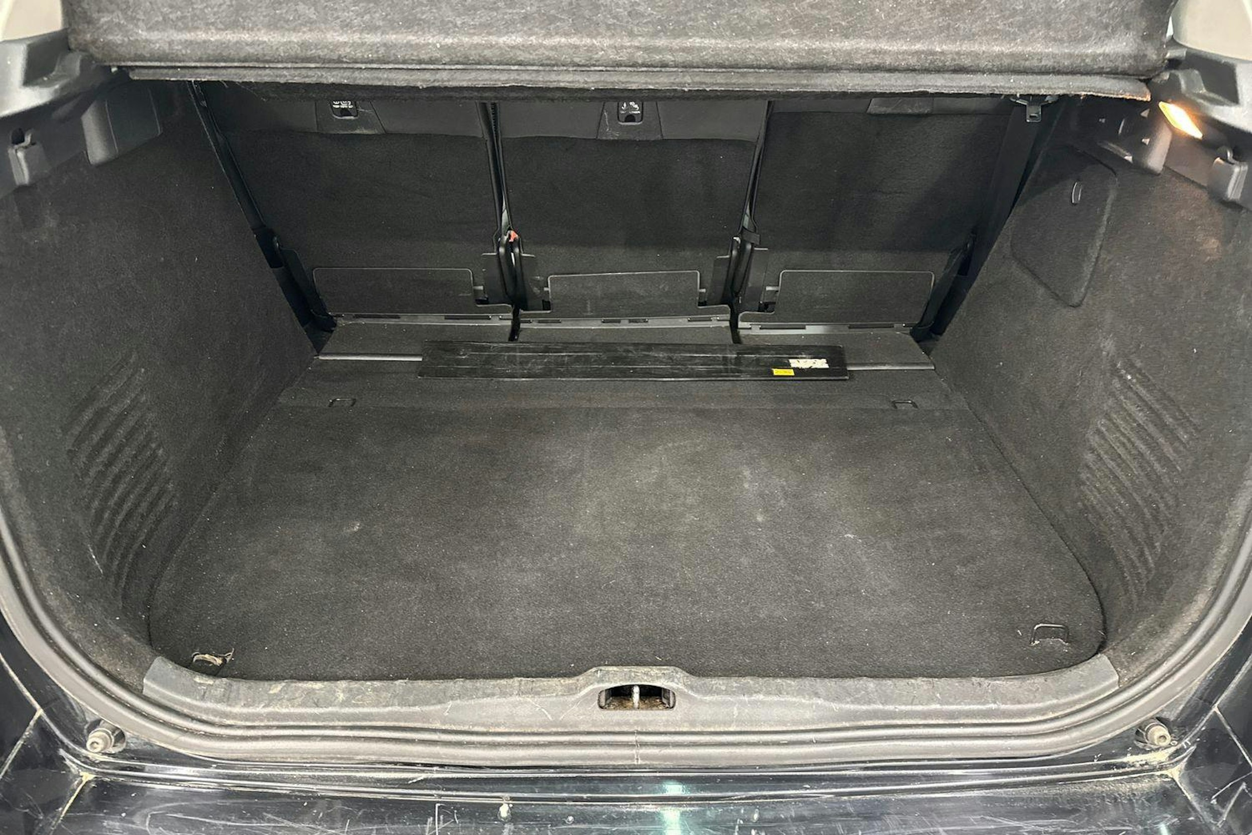 musta Citroën C4 Picasso 2010 kuva 12.
