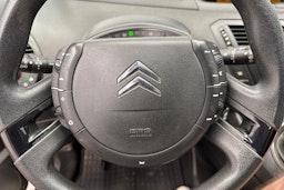 musta Citroën C4 Picasso 2010 kuva 14.