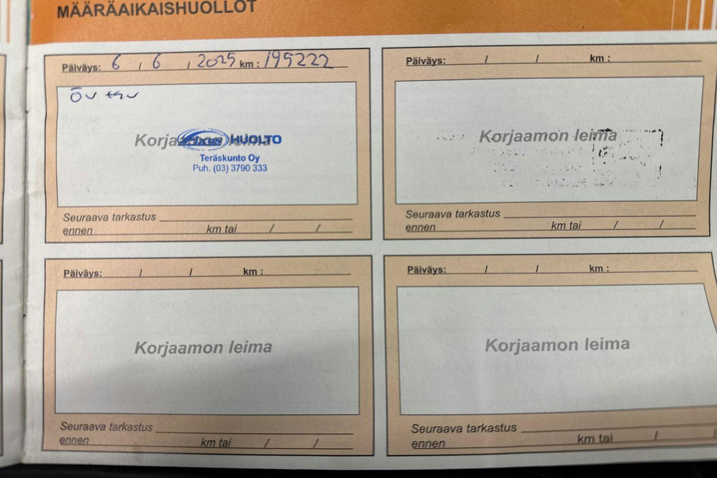 musta Citroën C4 Picasso 2010 kuva 20.