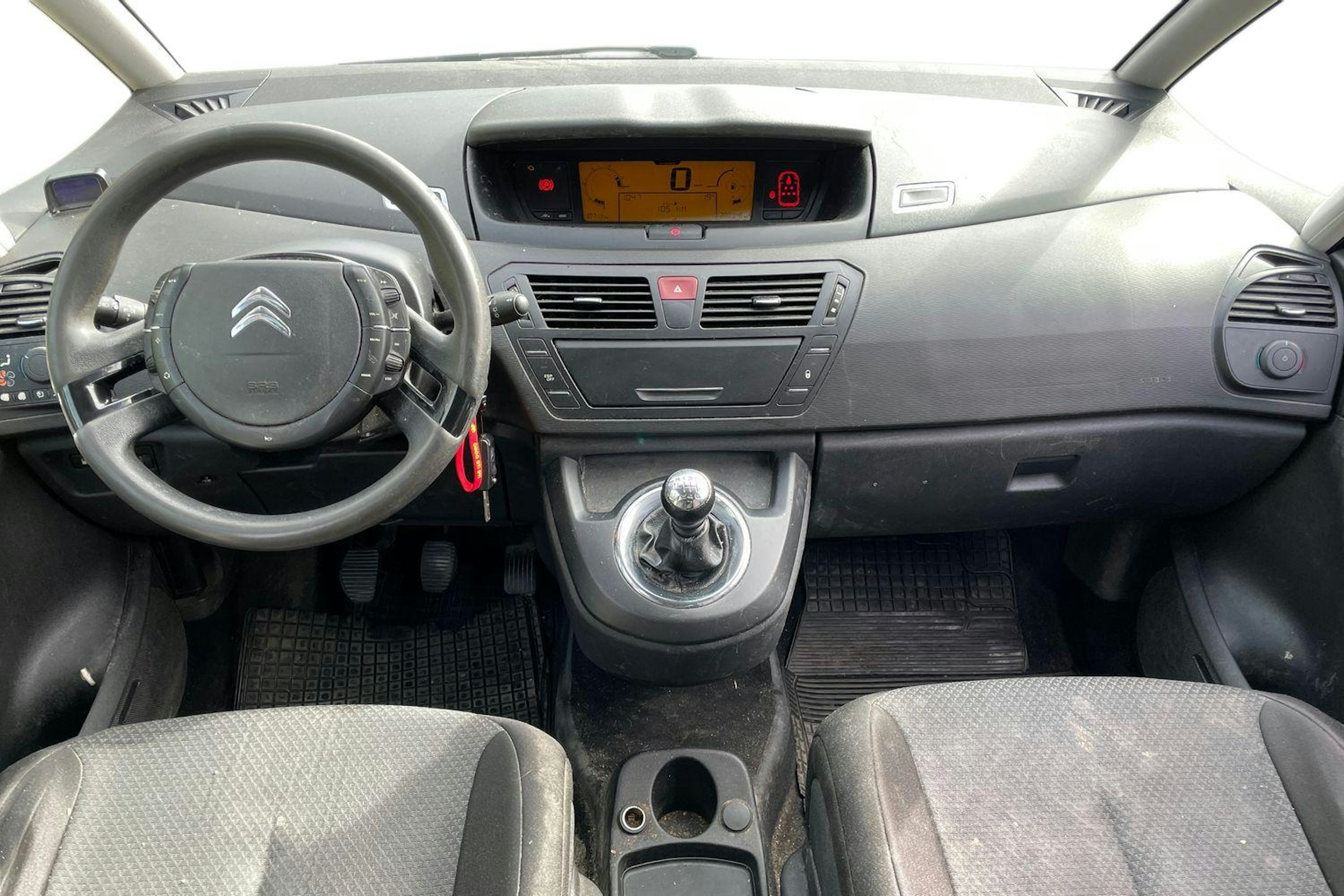 Musta Citroën C4 Picasso 2011 kuva 9.