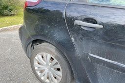 Musta Citroën C4 Picasso 2011 kuva 23.