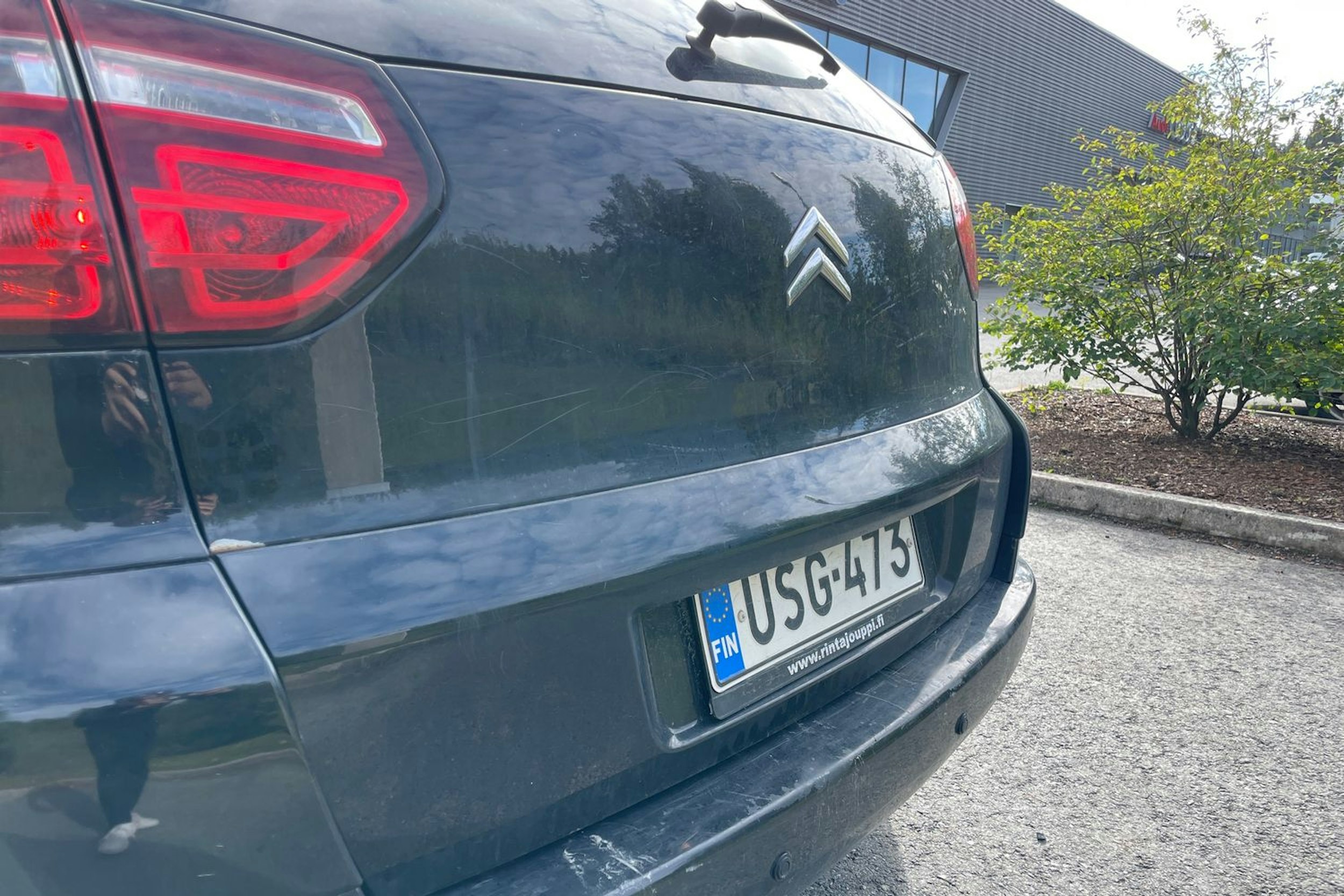 Musta Citroën C4 Picasso 2011 kuva 24.