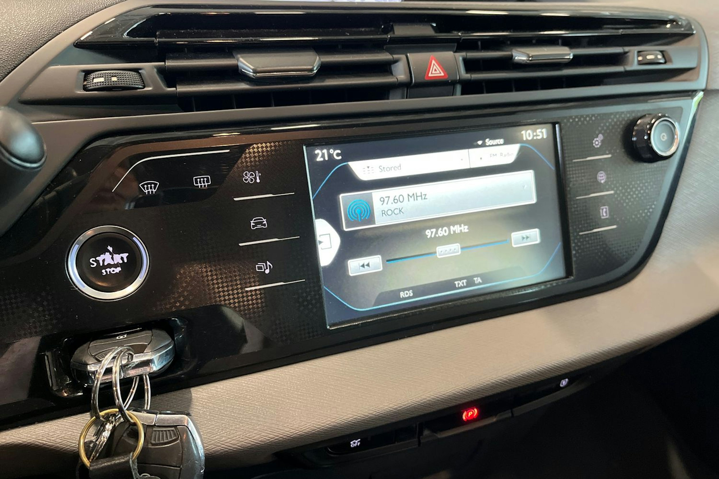 harmaa Citroën C4 Picasso 2013 kuva 19.