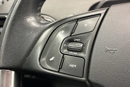 Valkoinen Citroën C4 Picasso 2017 kuva 17.