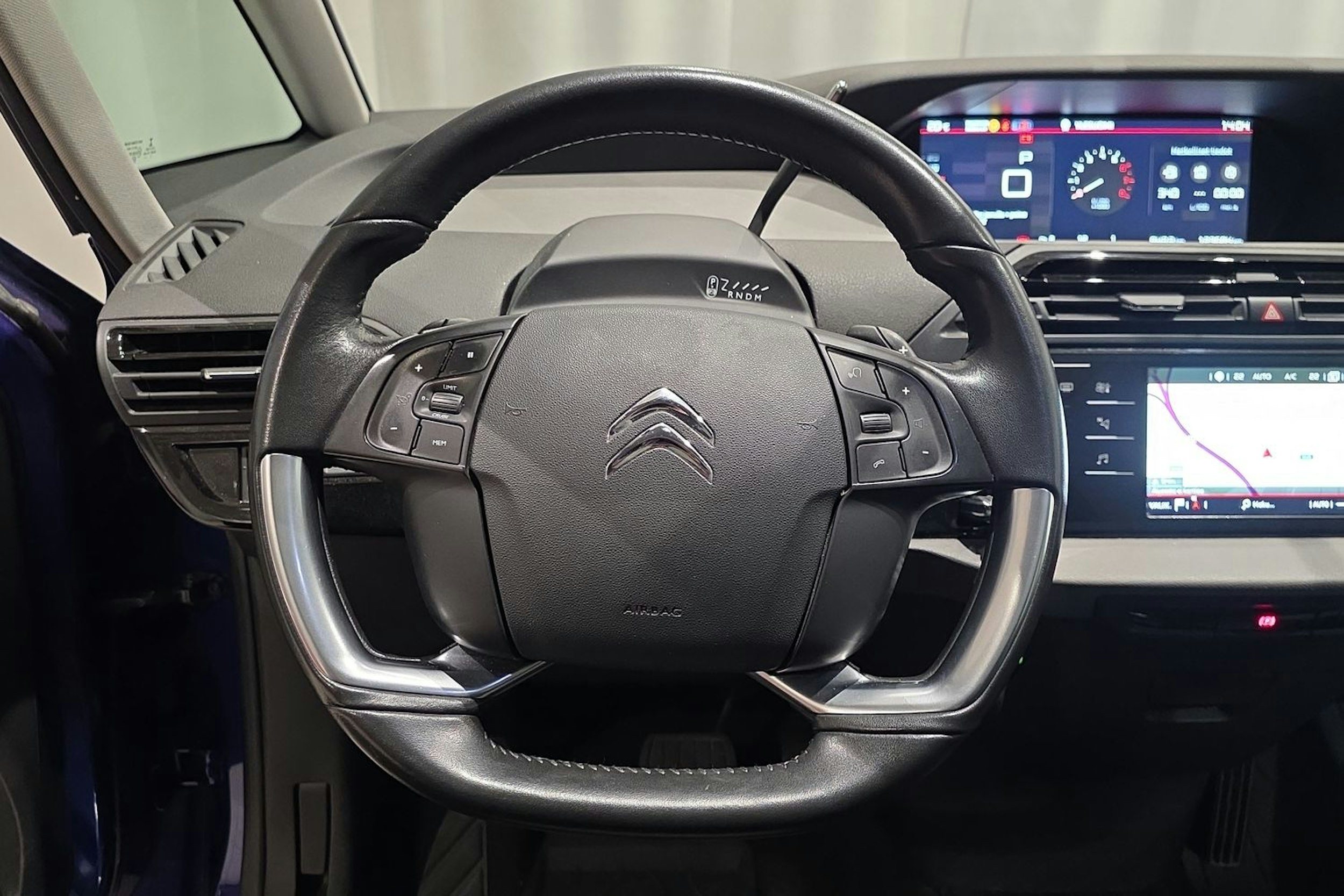 sininen Citroën C4 Picasso 2017 kuva 15.