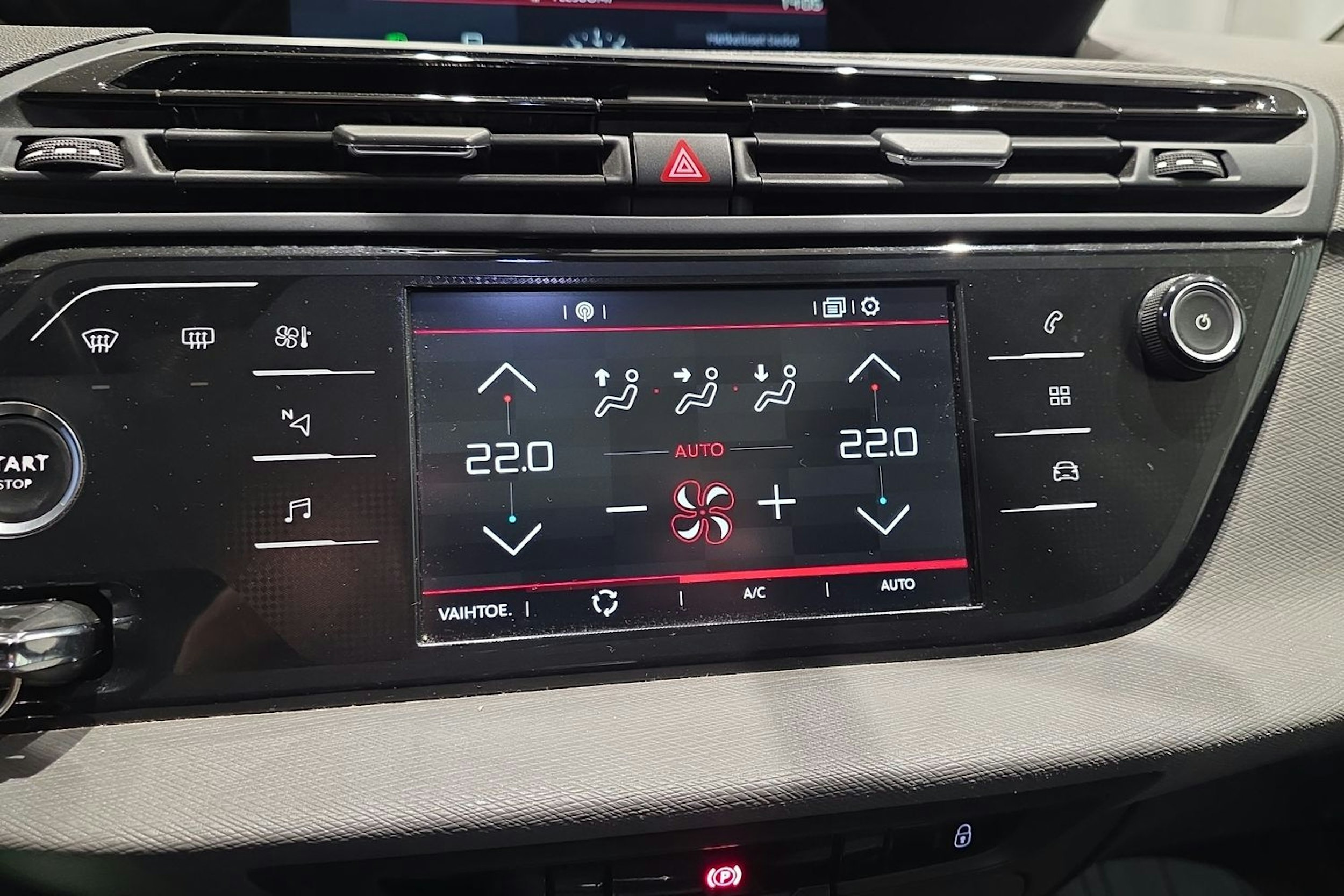 sininen Citroën C4 Picasso 2017 kuva 23.