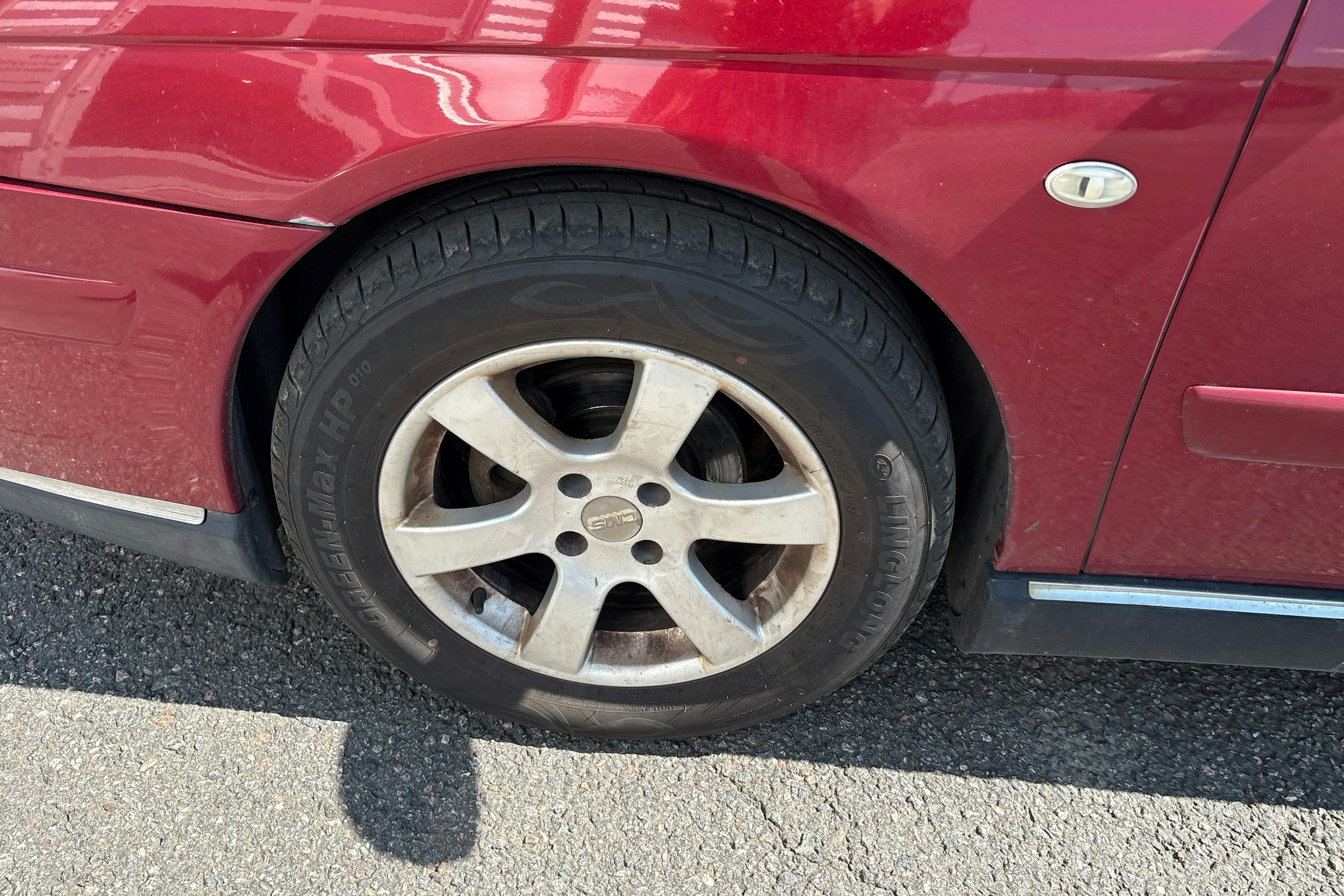 Punainen Citroën C5 2005 kuva 9.