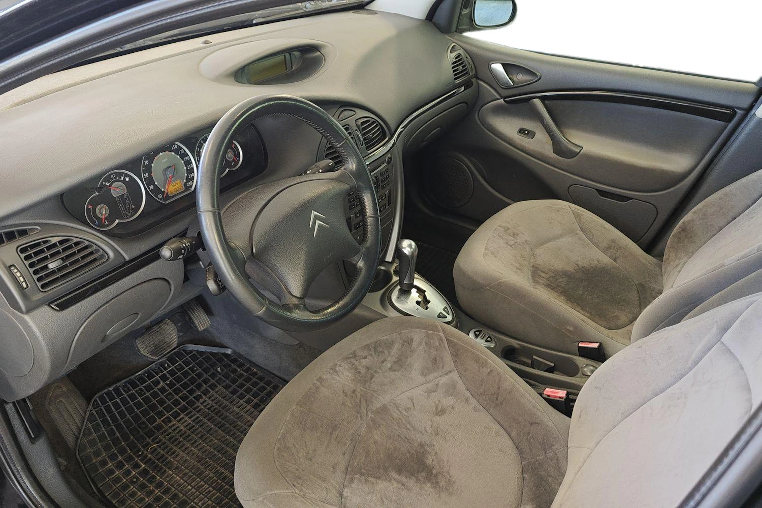 Musta Citroën C5 2008 kuva 8.