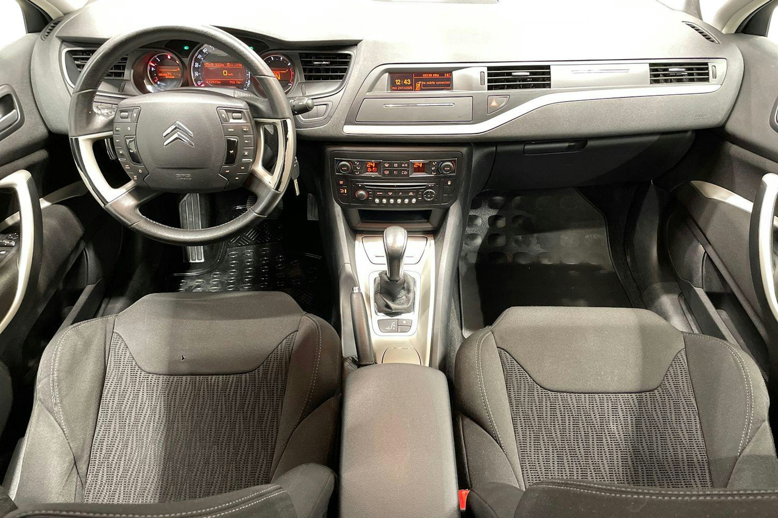 Harmaa Citroën C5 2011 kuva 9.