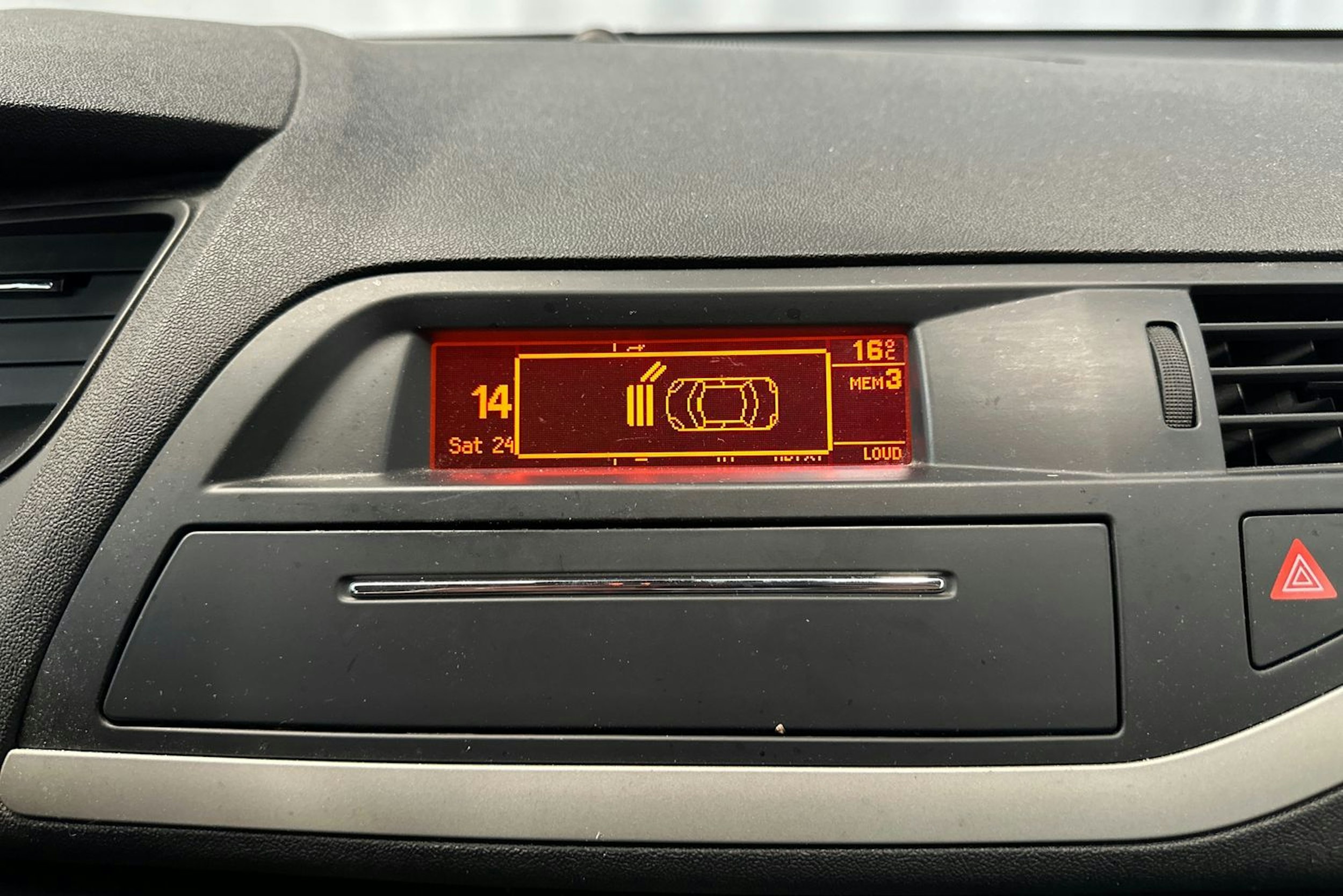 Ruskea (beige) Citroën C5 2013 kuva 18.