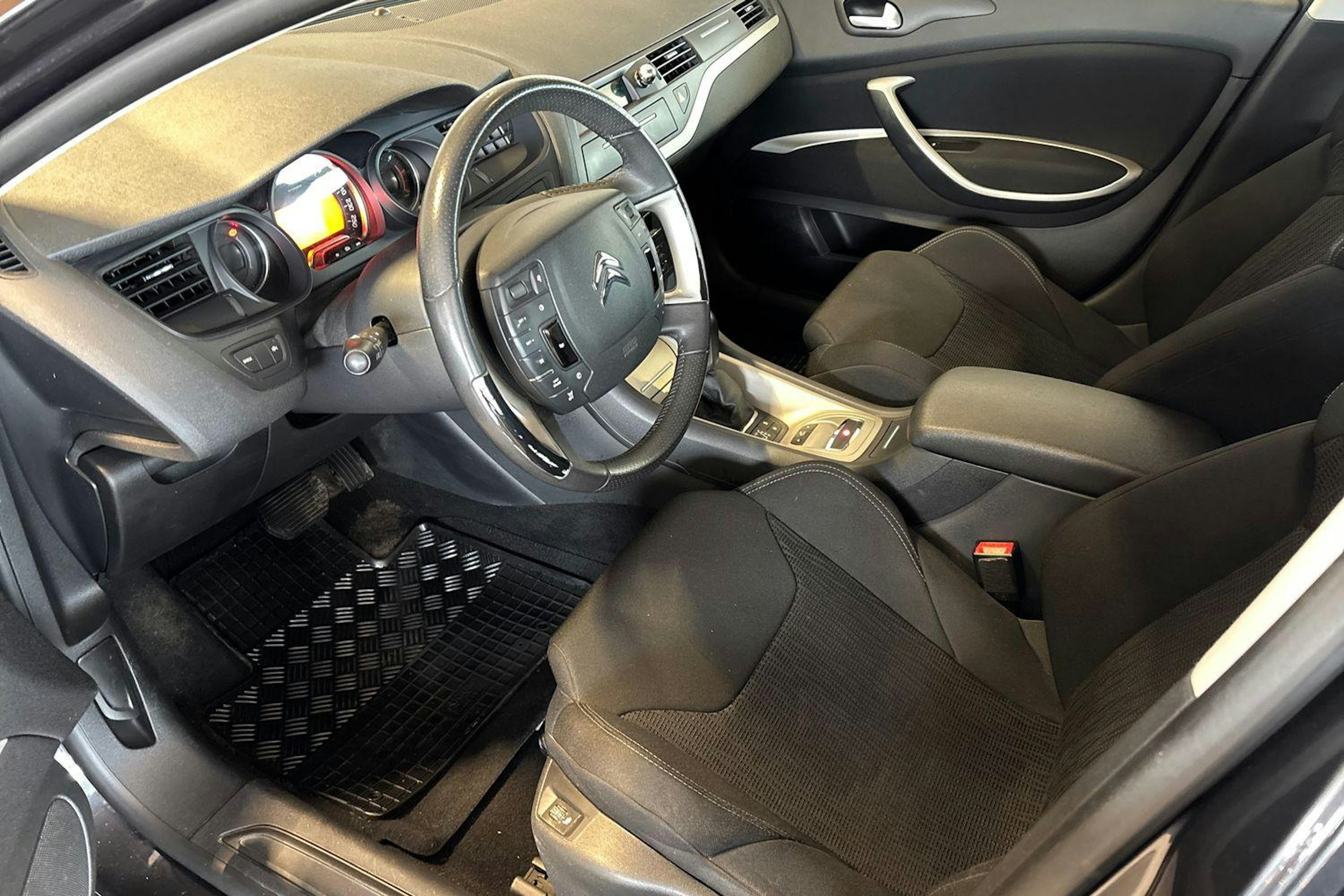 Harmaa Citroën C5 2014 kuva 7.