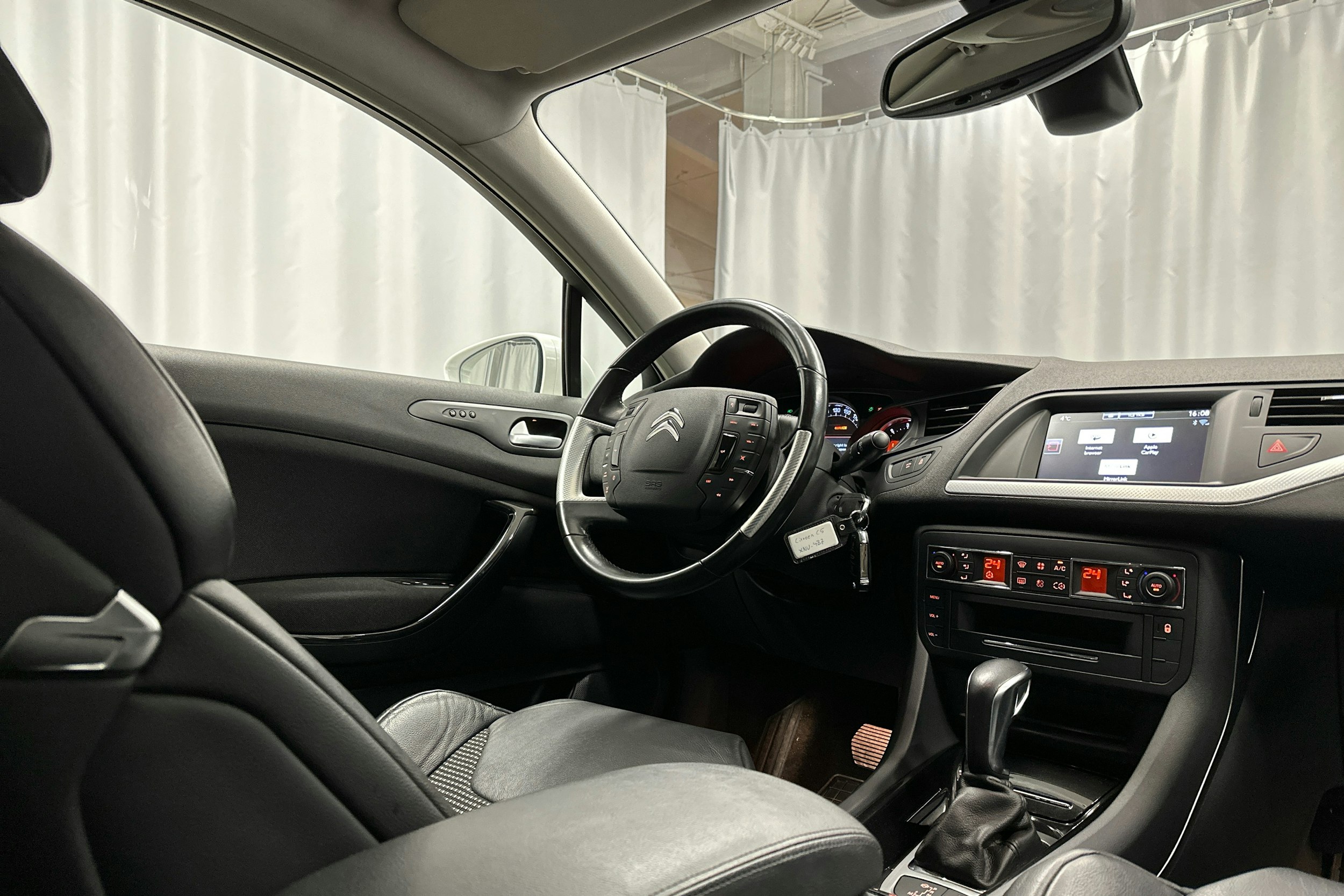 valkoinen Citroën C5 2017 kuva 8.