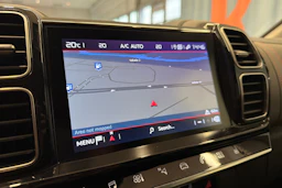 punainen Citroën C5 Aircross 2019 kuva 27.